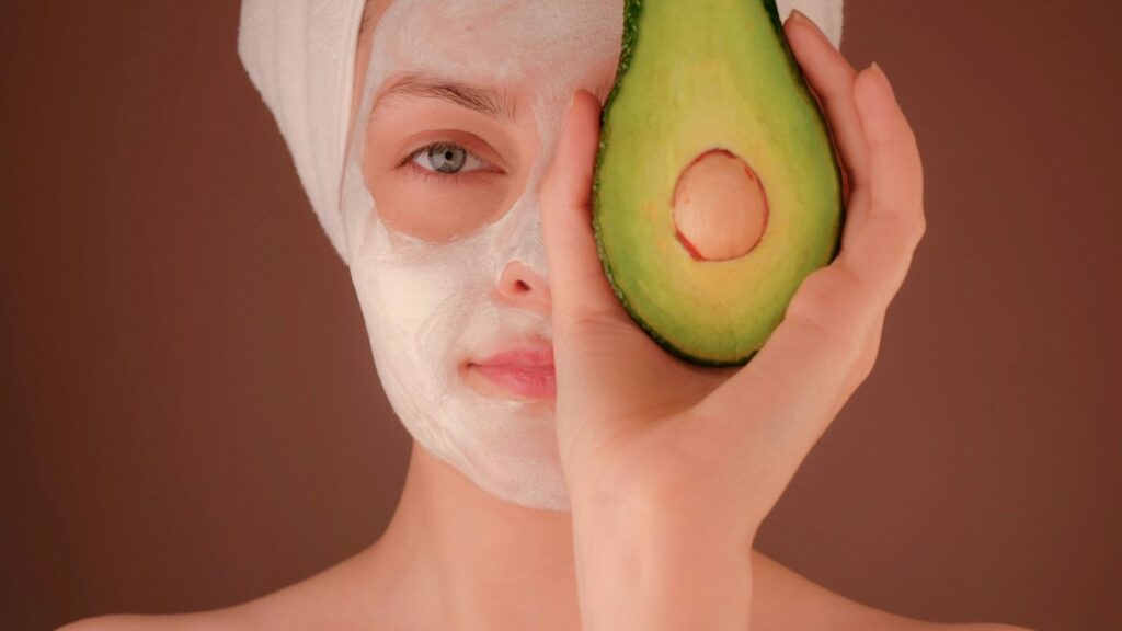 Choosing the right skincare for your skin type - AFRO-WHITE