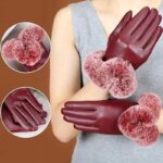 Rabbit Fur Gloves details - AFRO-WHITE